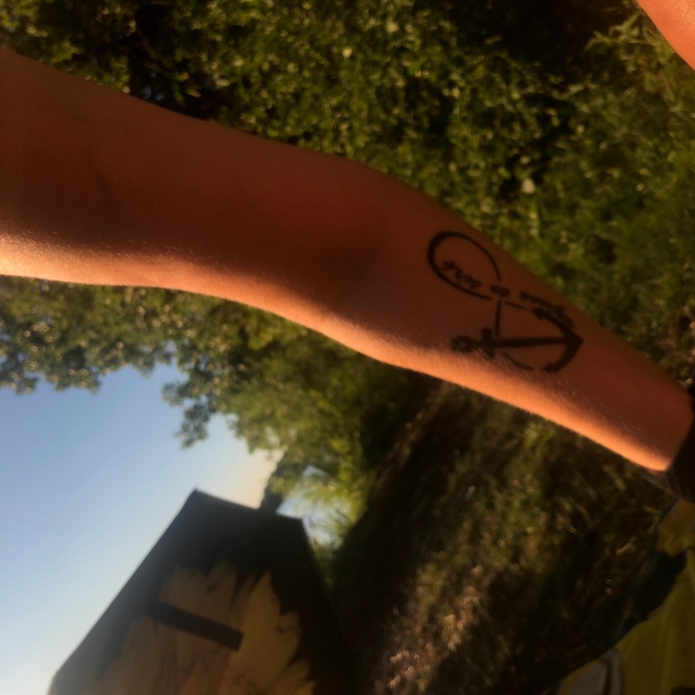 Meet your Posher, Alicia